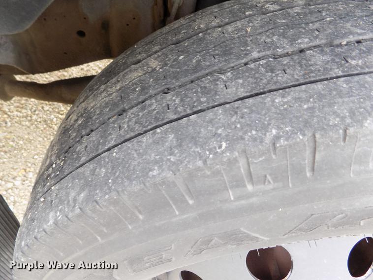 image for item DE1165 2003 Ford Econoline E350 Super Duty school bus