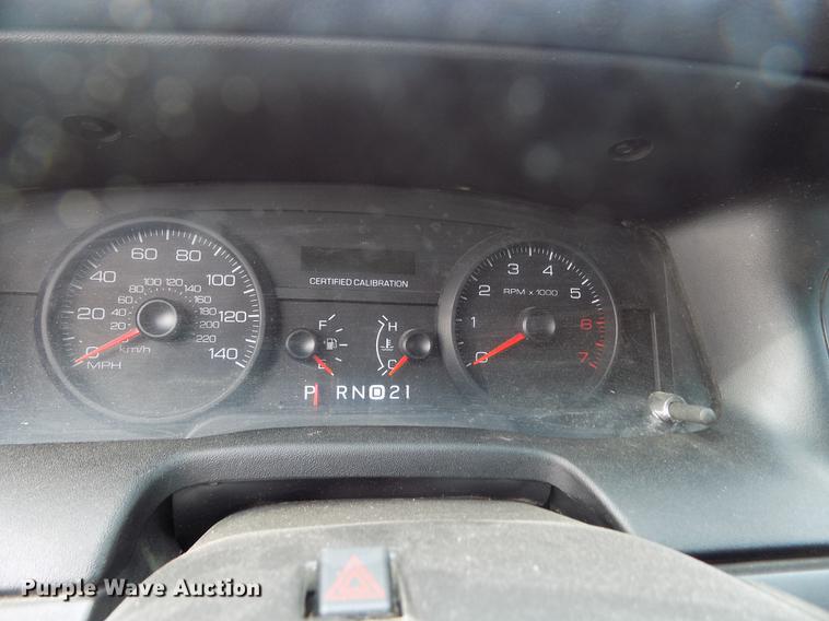 image for item DE1166 2011 Ford Crown Victoria Police Interceptor