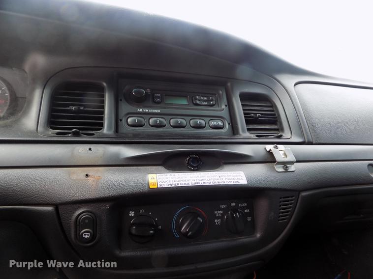 image for item DE1166 2011 Ford Crown Victoria Police Interceptor