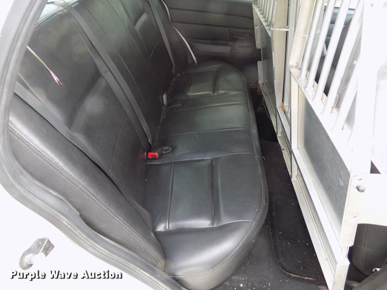 image for item DE1166 2011 Ford Crown Victoria Police Interceptor