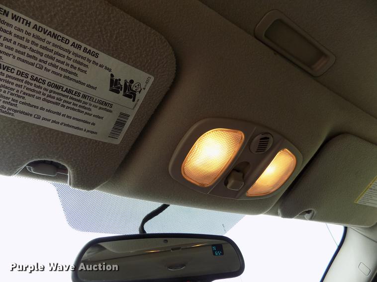 image for item DE1167 2007 Saturn Vue Hybrid SUV