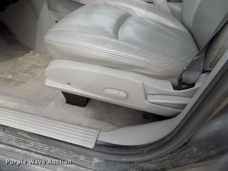 image for item DE1167 2007 Saturn Vue Hybrid SUV