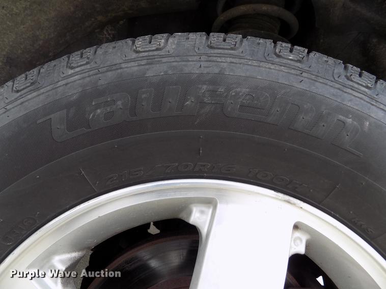 image for item DE1167 2007 Saturn Vue Hybrid SUV