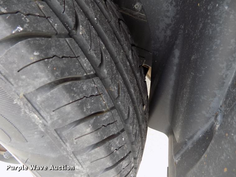 image for item DE1167 2007 Saturn Vue Hybrid SUV