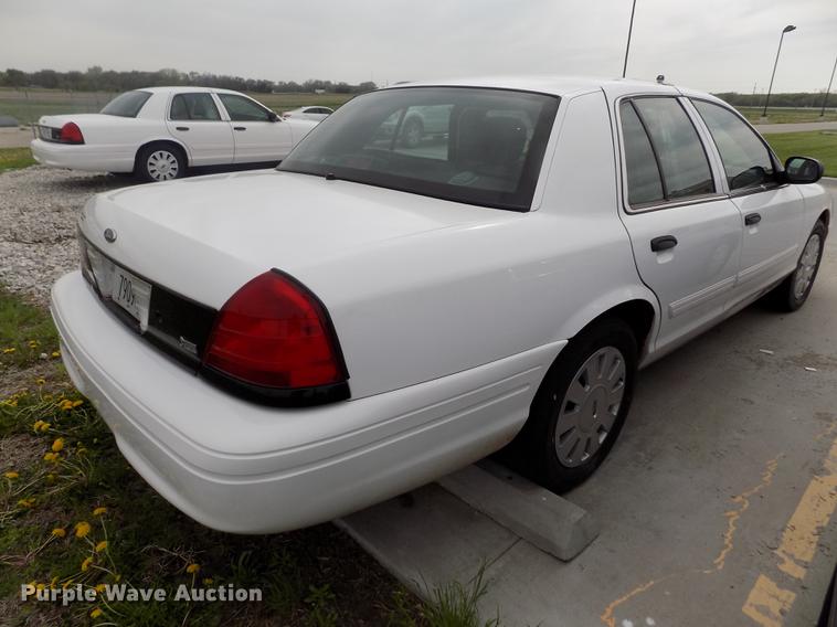 image for item DE1169 2011 Ford Crown Victoria Police Interceptor