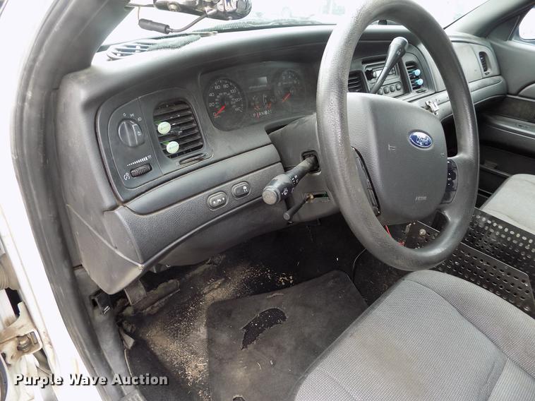 image for item DE1169 2011 Ford Crown Victoria Police Interceptor