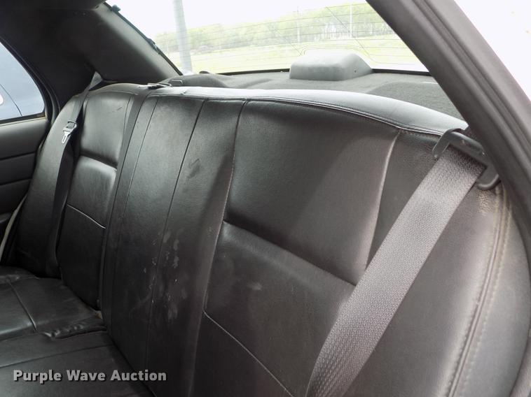 image for item DE1169 2011 Ford Crown Victoria Police Interceptor