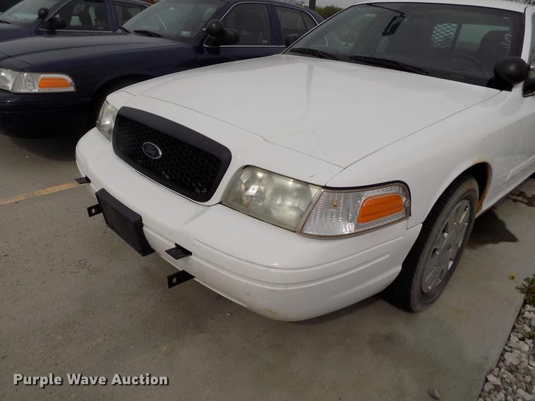 image for item DE1169 2011 Ford Crown Victoria Police Interceptor