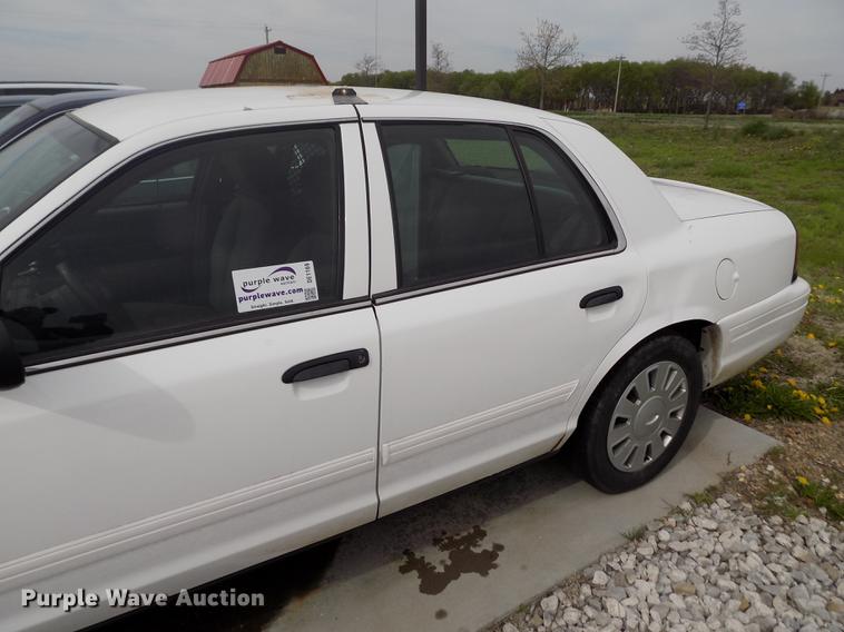image for item DE1169 2011 Ford Crown Victoria Police Interceptor