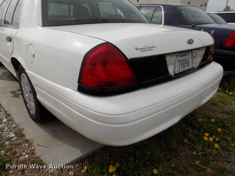 image for item DE1169 2011 Ford Crown Victoria Police Interceptor