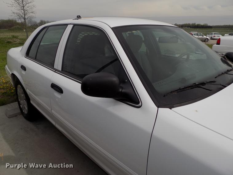 image for item DE1169 2011 Ford Crown Victoria Police Interceptor