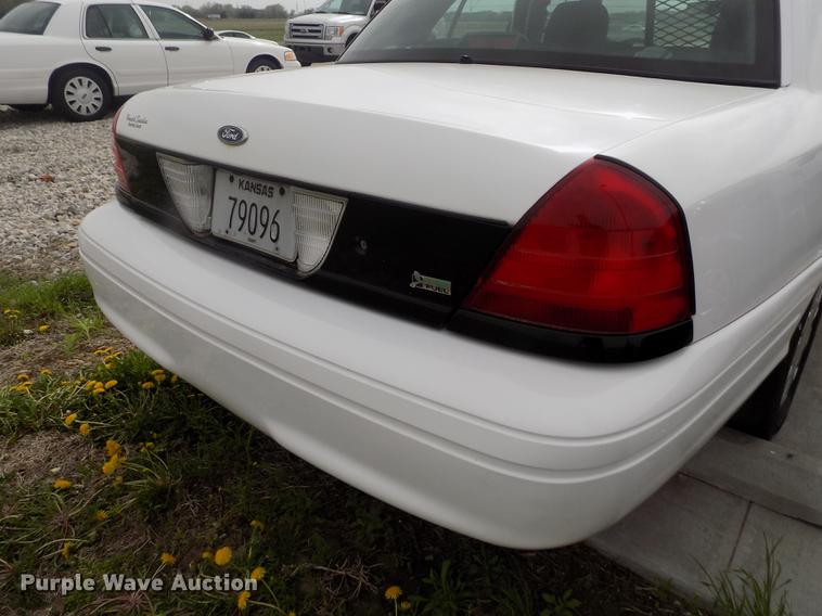 image for item DE1169 2011 Ford Crown Victoria Police Interceptor