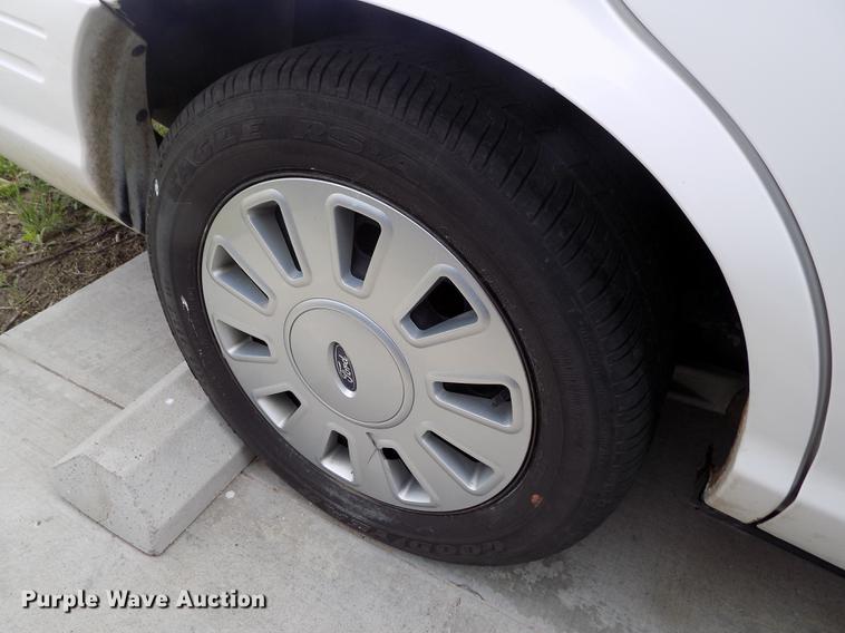 image for item DE1169 2011 Ford Crown Victoria Police Interceptor