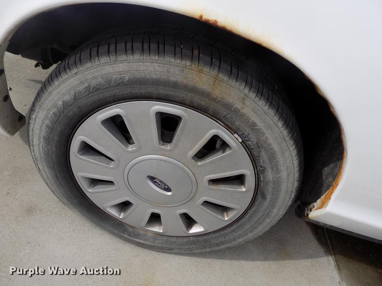 image for item DE1169 2011 Ford Crown Victoria Police Interceptor