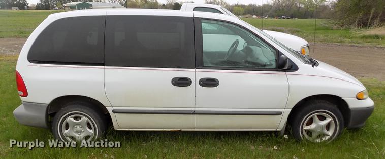 image for item DE1201 1998 Dodge Caravan van