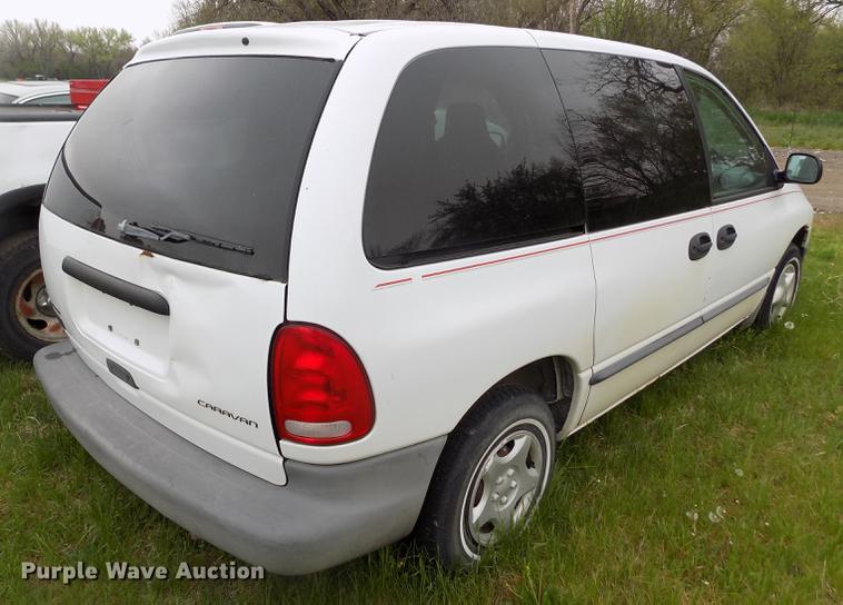 image for item DE1201 1998 Dodge Caravan van