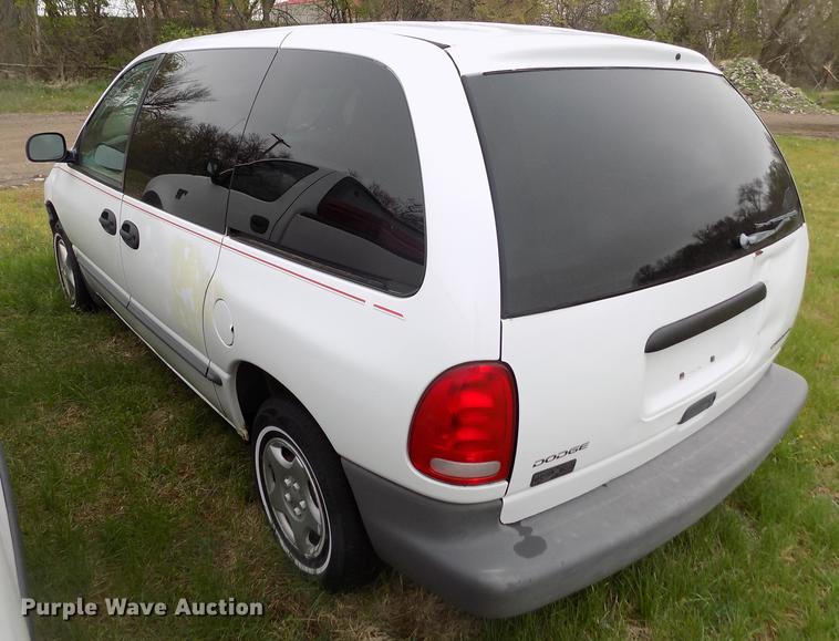 image for item DE1201 1998 Dodge Caravan van