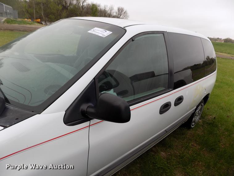 image for item DE1201 1998 Dodge Caravan van