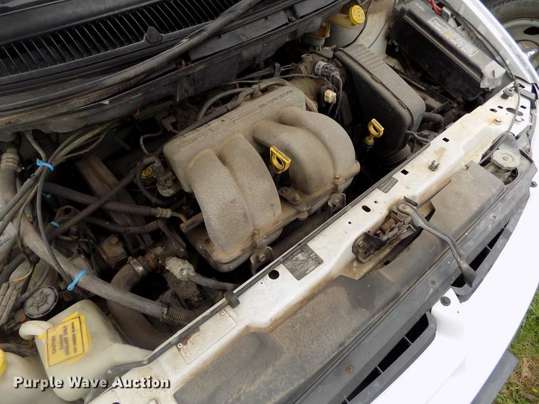 image for item DE1201 1998 Dodge Caravan van