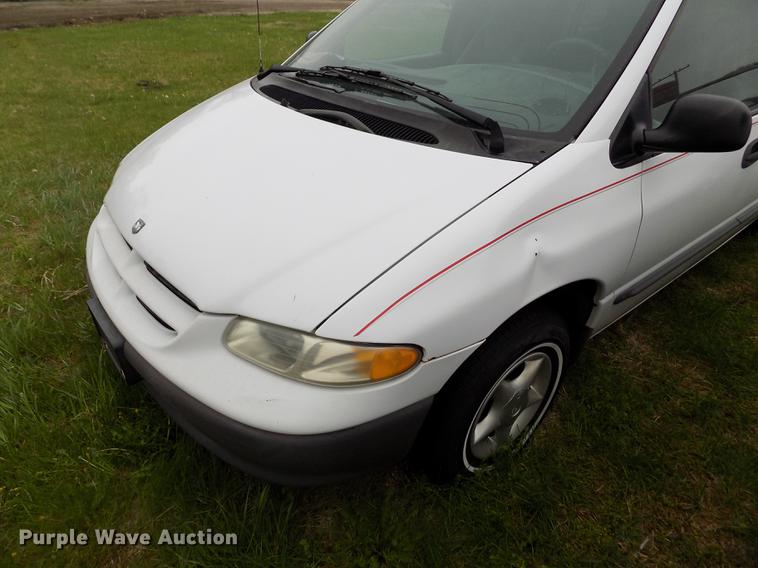 image for item DE1201 1998 Dodge Caravan van