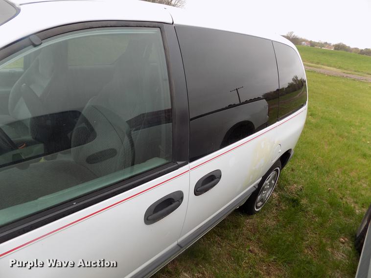 image for item DE1201 1998 Dodge Caravan van