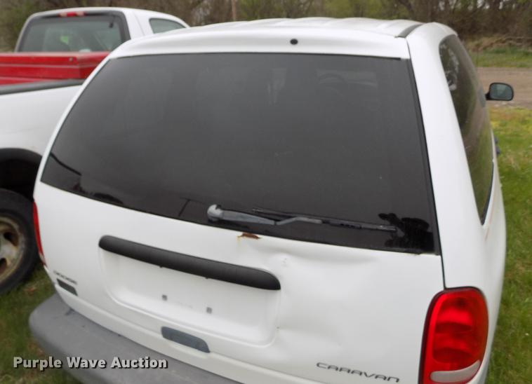 image for item DE1201 1998 Dodge Caravan van