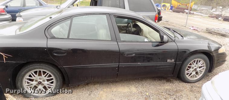 image for item DE1202 2001 Pontiac Bonneville