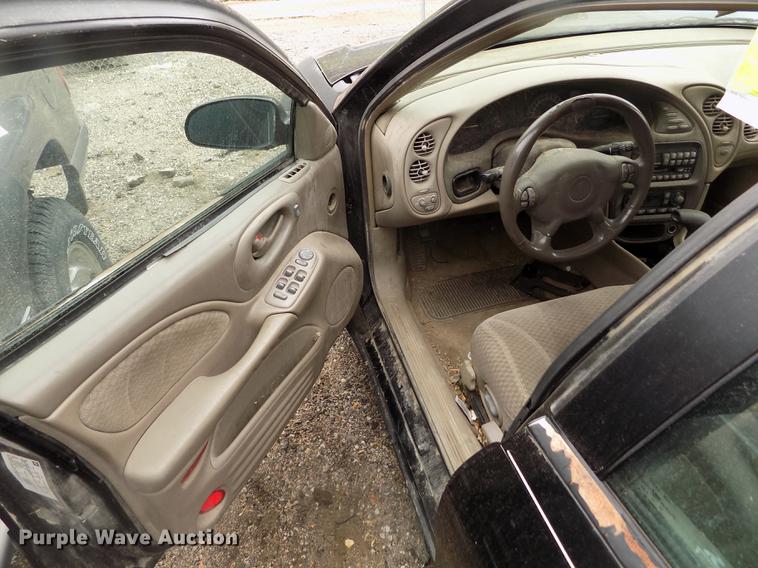 image for item DE1202 2001 Pontiac Bonneville