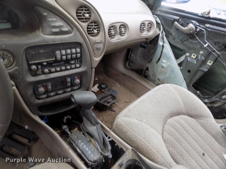 image for item DE1202 2001 Pontiac Bonneville