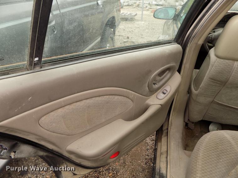 image for item DE1202 2001 Pontiac Bonneville