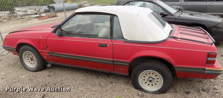 image for item DE1205 1983 Ford Mustang convertible