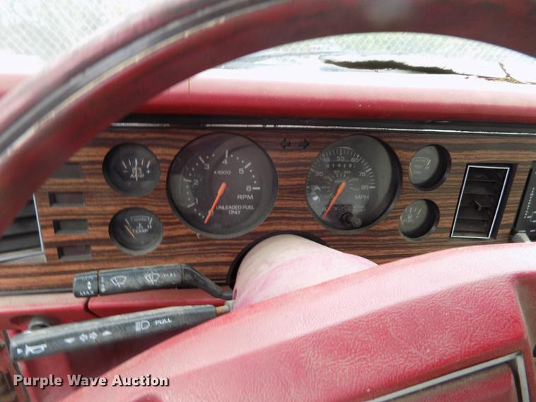 image for item DE1205 1983 Ford Mustang convertible