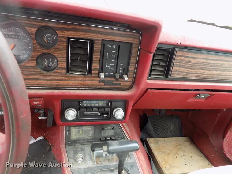 image for item DE1205 1983 Ford Mustang convertible