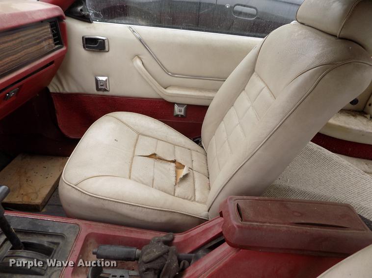 image for item DE1205 1983 Ford Mustang convertible