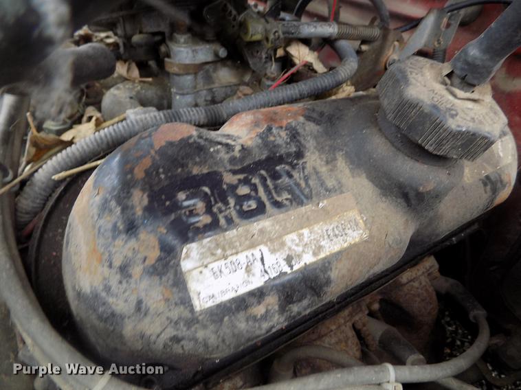 image for item DE1205 1983 Ford Mustang convertible