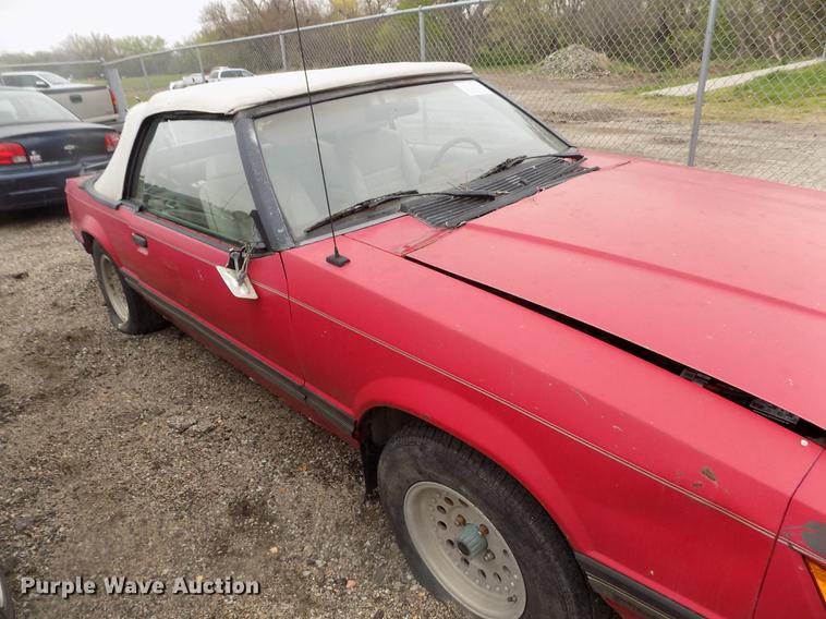 image for item DE1205 1983 Ford Mustang convertible