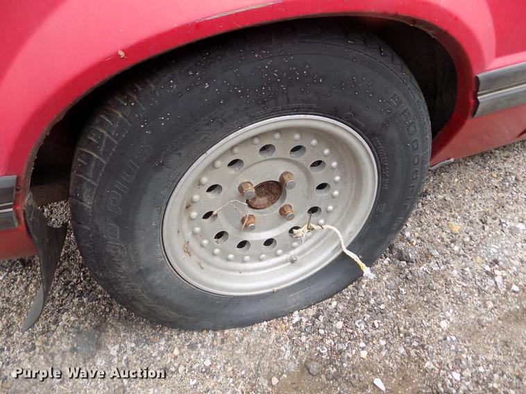 image for item DE1205 1983 Ford Mustang convertible