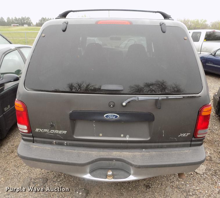 image for item DE1206 1998 Ford Explorer SUV