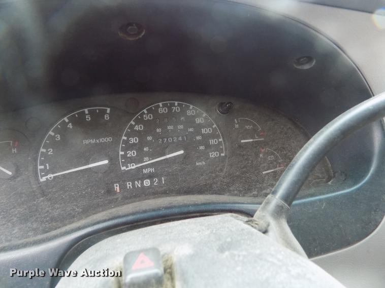 image for item DE1206 1998 Ford Explorer SUV