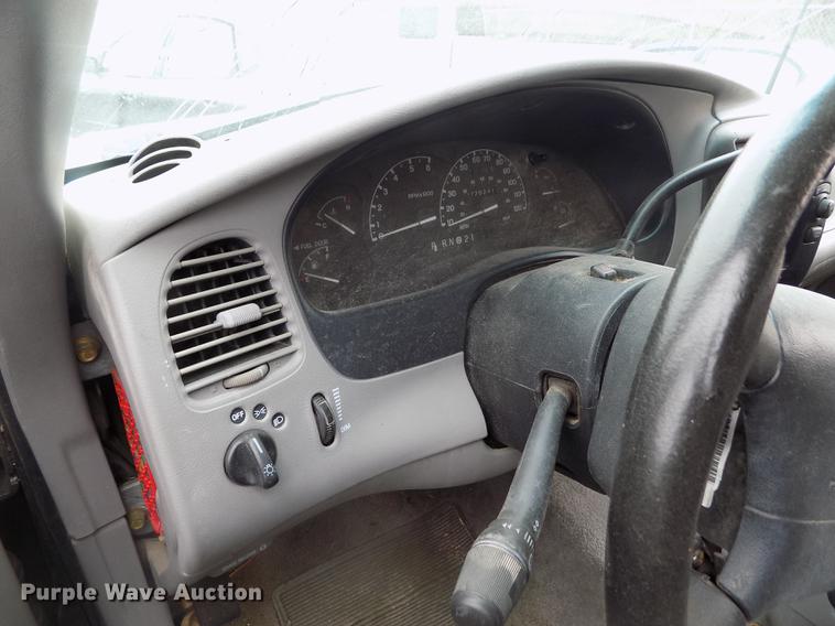 image for item DE1206 1998 Ford Explorer SUV