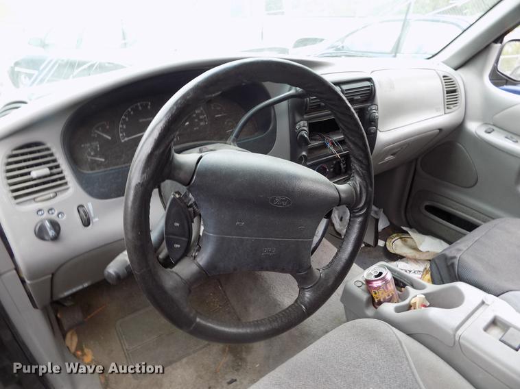 image for item DE1206 1998 Ford Explorer SUV