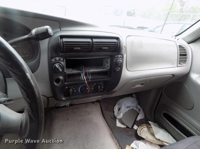 image for item DE1206 1998 Ford Explorer SUV