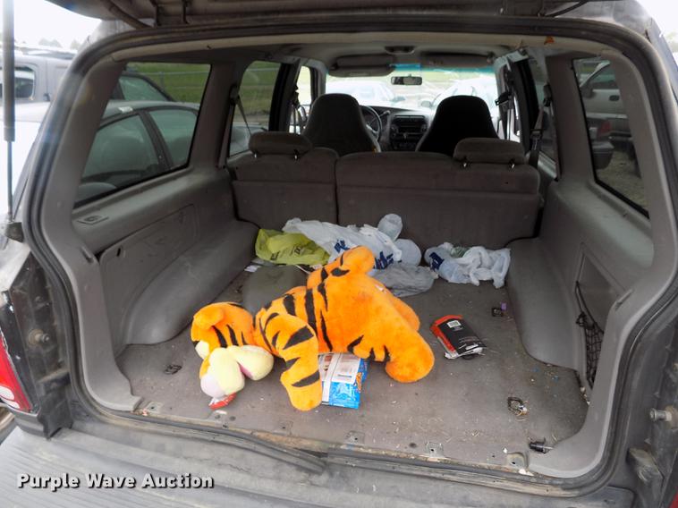 image for item DE1206 1998 Ford Explorer SUV