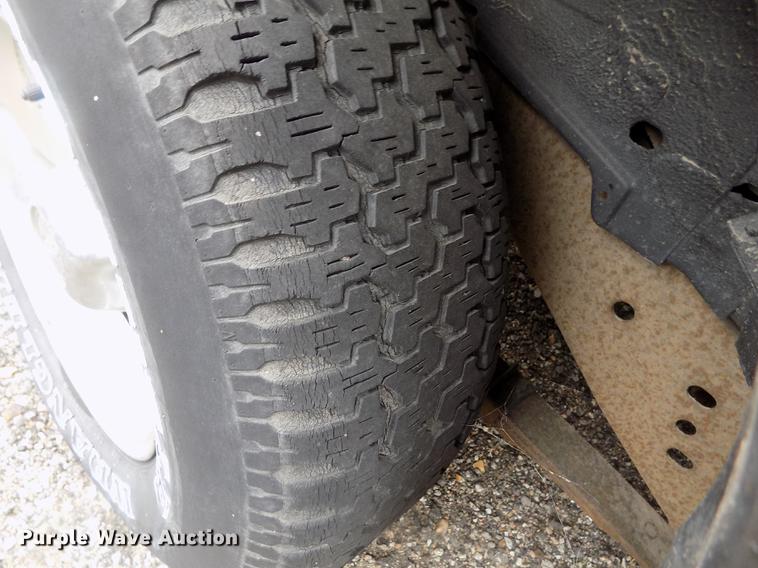 image for item DE1206 1998 Ford Explorer SUV