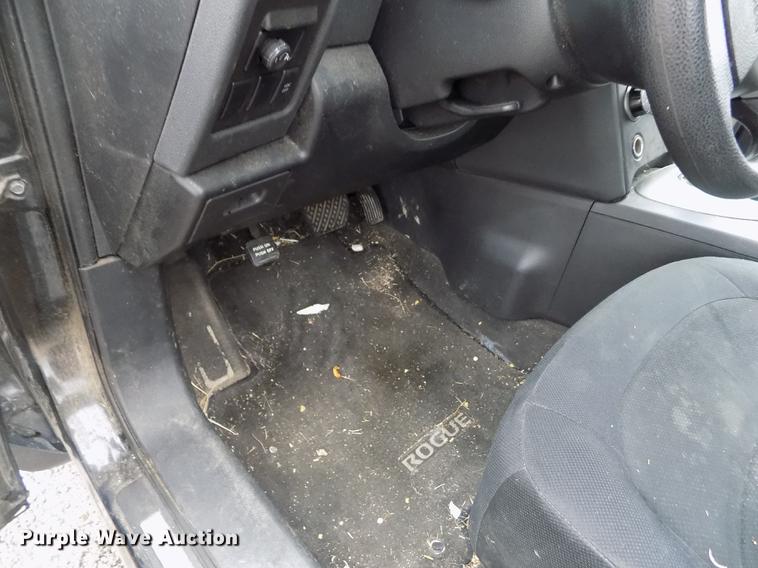 image for item DE1209 2008 Nissan Rogue S