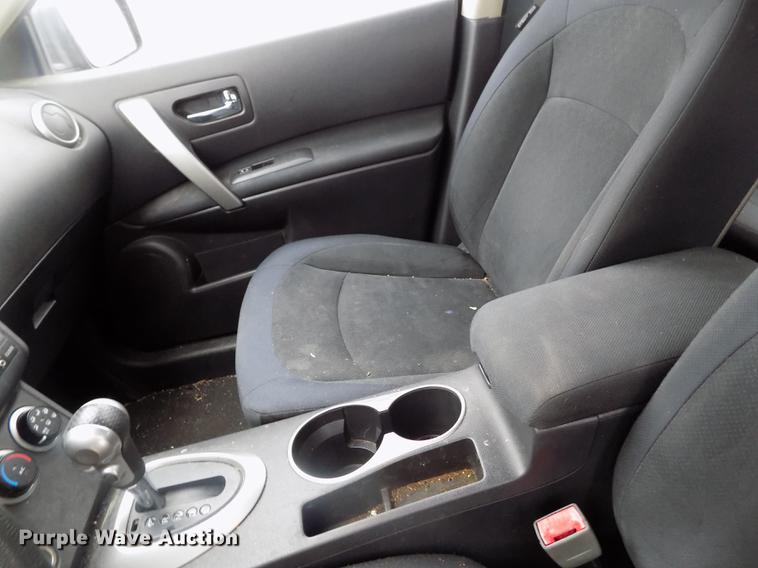 image for item DE1209 2008 Nissan Rogue S