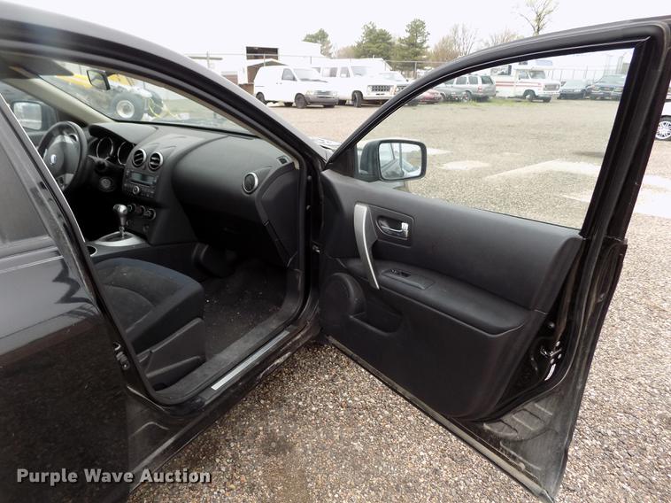 image for item DE1209 2008 Nissan Rogue S