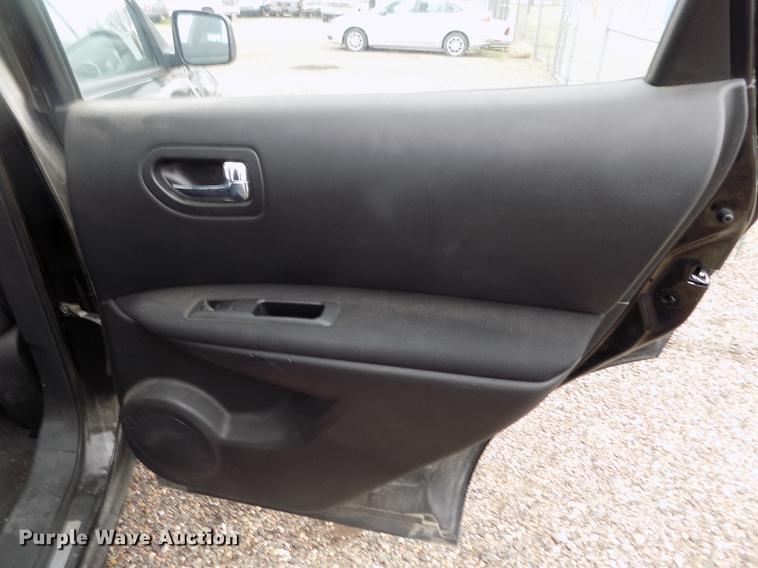 image for item DE1209 2008 Nissan Rogue S