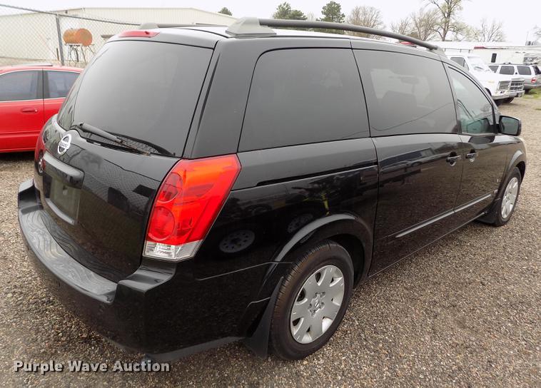 image for item DE1210 2006 Nissan Quest van