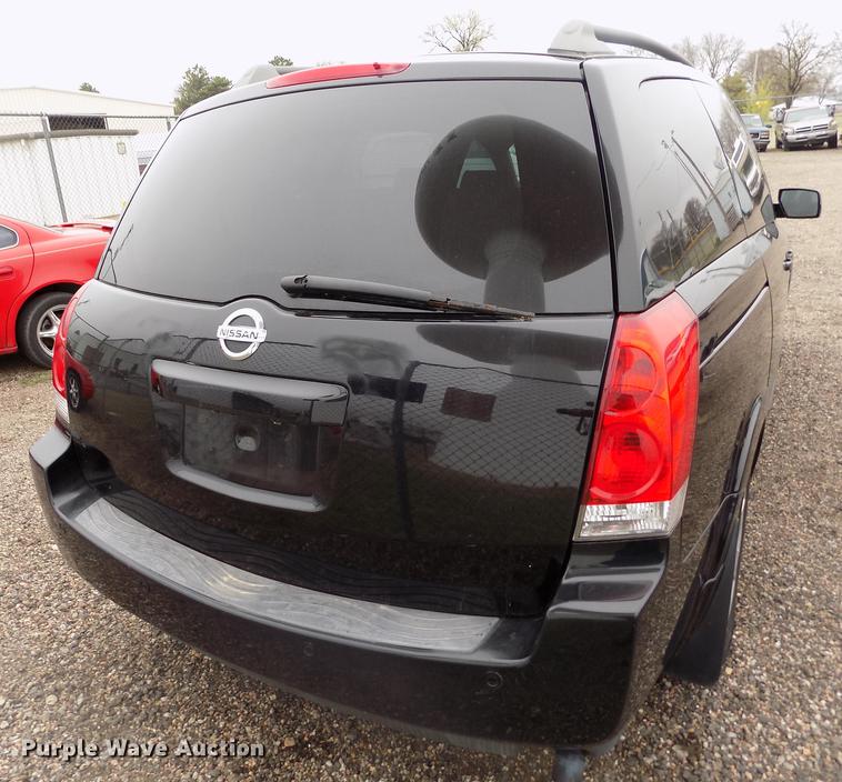 image for item DE1210 2006 Nissan Quest van